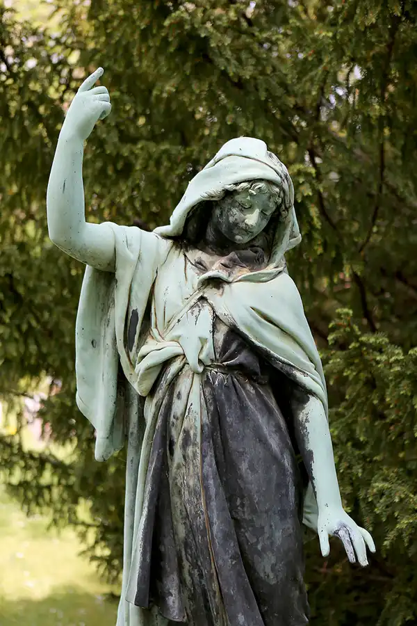 071 | 2022 | Dresden | Alter Annenfriedhof | © carsten riede fotografie