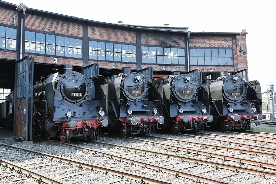057 | 2022 | Dresden | Bahnbetriebswerk Dresden-Altstadt | © carsten riede fotografie