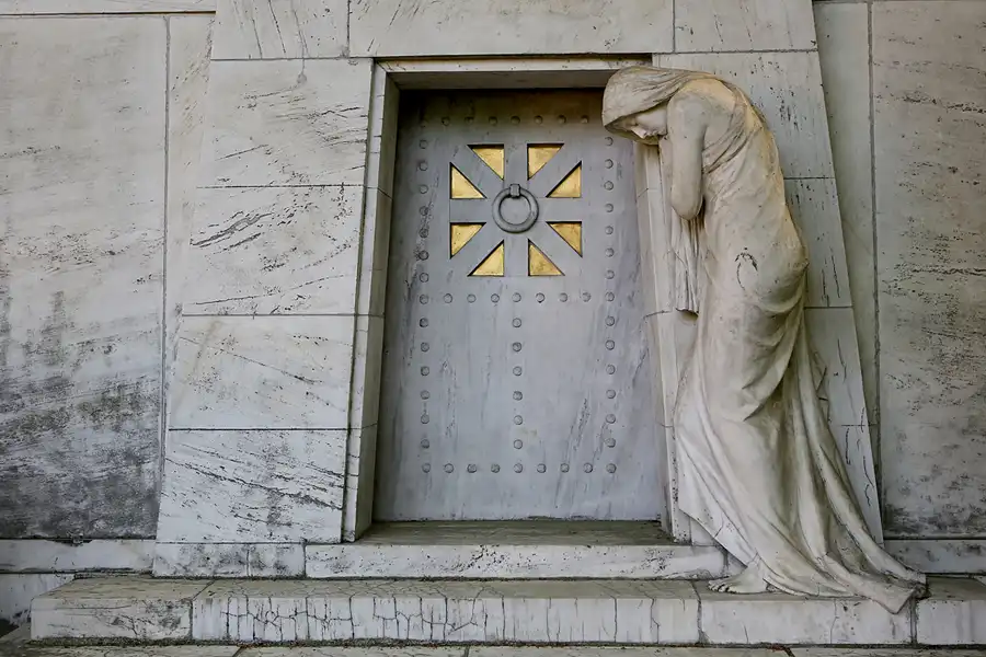 063 | 2022 | Berlin | Friedhof Schöneberg III Stubenrauchstrasse | © carsten riede fotografie