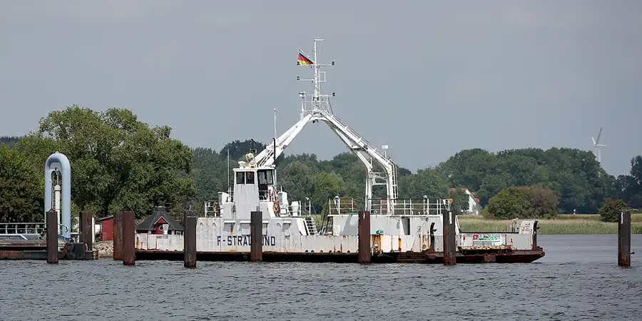 200 | 2022 | Wittower Fähre | © carsten riede fotografie