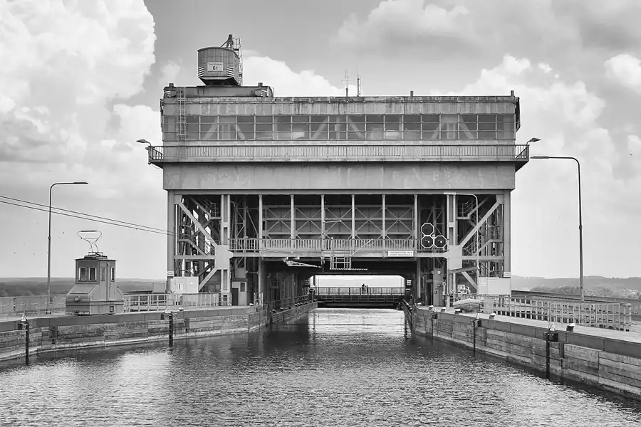 024 | 2022 | Niederfinow | Schiffshebewerk | © carsten riede fotografie