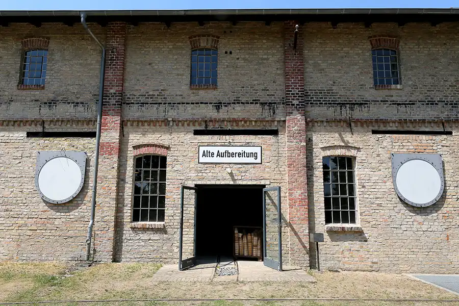 084 | 2022 | Mildenberg | Ziegeleipark | © carsten riede fotografie