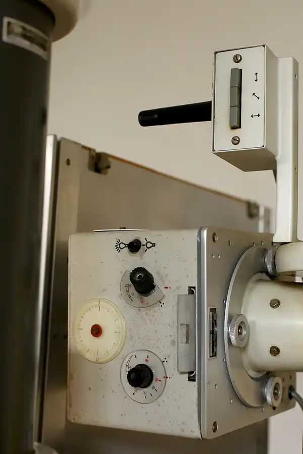 068 | 2022 | Berlin | Das Haftkrankenhaus in der Untersuchungshaftanstalt des Ministeriums für Staatssicherheit der DDR (MfS) Hohenschönhausen | © carsten riede fotografie