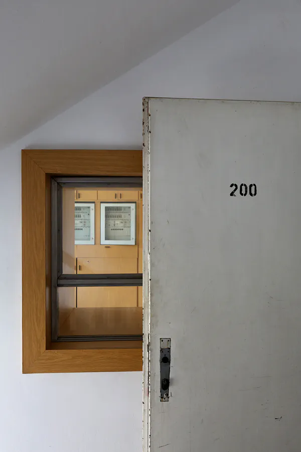 096 | 2022 | Berlin | Das Haftkrankenhaus in der Untersuchungshaftanstalt des Ministeriums für Staatssicherheit der DDR (MfS) Hohenschönhausen | © carsten riede fotografie