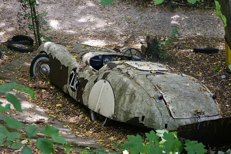 032 | 2022 | Erkrath | Auto-Skulpturen-Park | © carsten riede fotografie