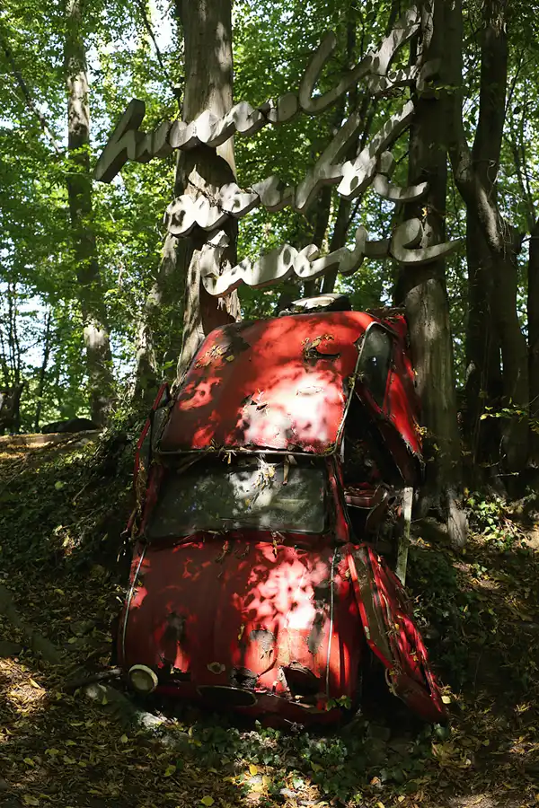 066 | 2022 | Erkrath | Auto-Skulpturen-Park | © carsten riede fotografie