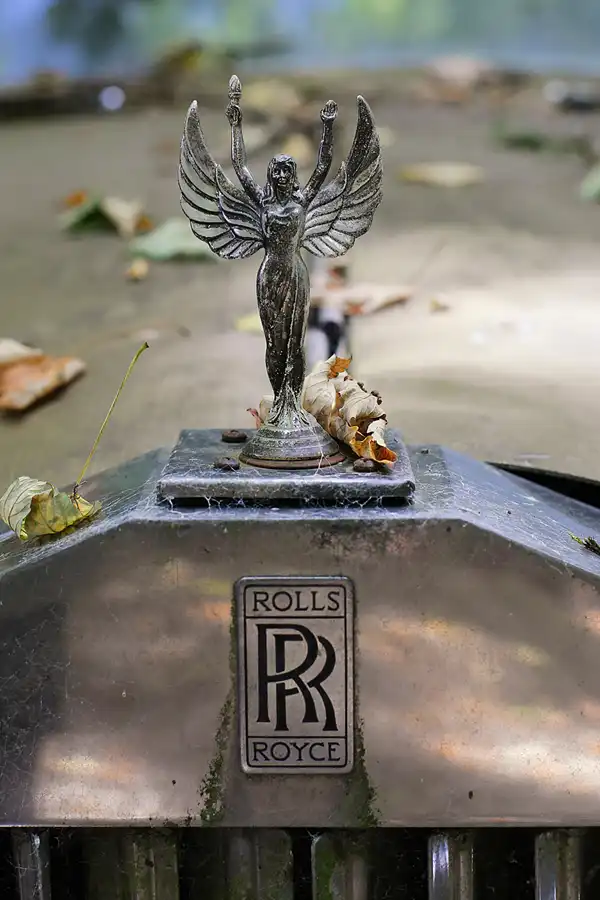 086 | 2022 | Erkrath | Auto-Skulpturen-Park | © carsten riede fotografie