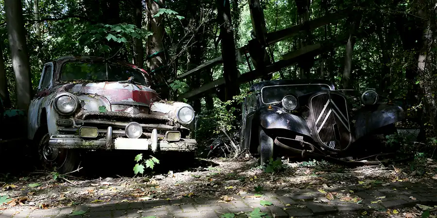 100 | 2022 | Erkrath | Auto-Skulpturen-Park | © carsten riede fotografie