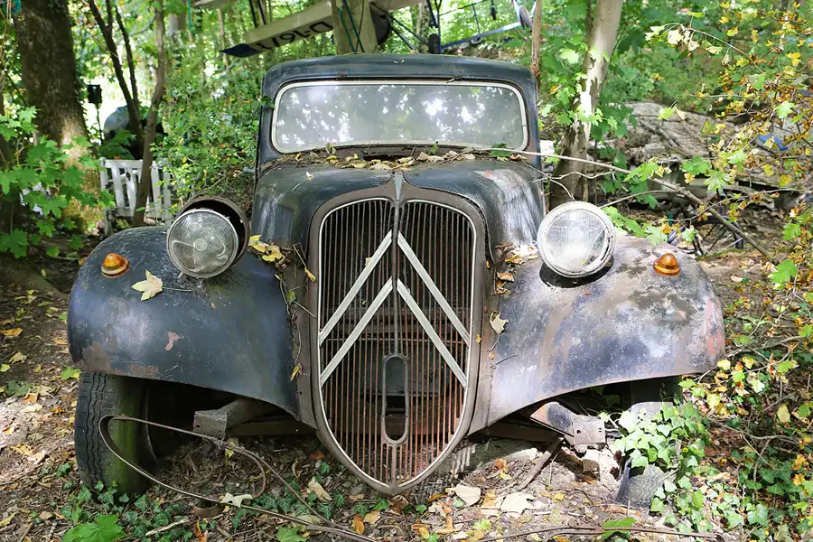 102 | 2022 | Erkrath | Auto-Skulpturen-Park | © carsten riede fotografie