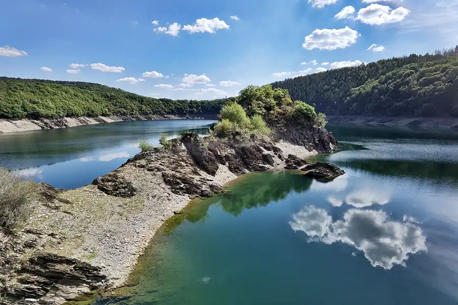 116 | 2022 | Urftstaumauer | © carsten riede fotografie