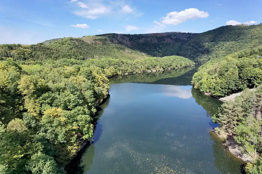 125 | 2022 | Urftstaumauer | © carsten riede fotografie