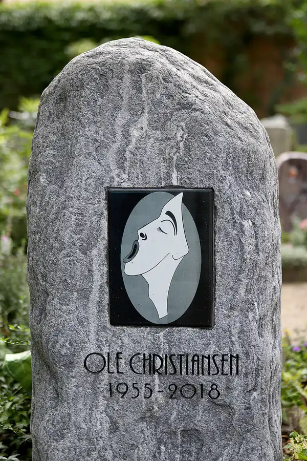 026 | 2022 | Berlin | Dorotheenstädtischer Friedhof | © carsten riede fotografie