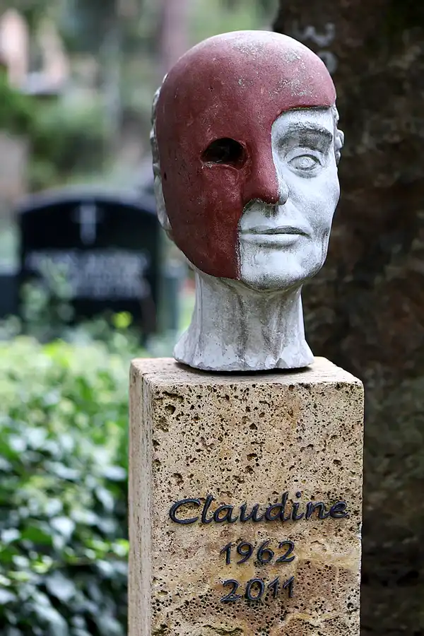 027 | 2022 | Berlin | Dorotheenstädtischer Friedhof | © carsten riede fotografie