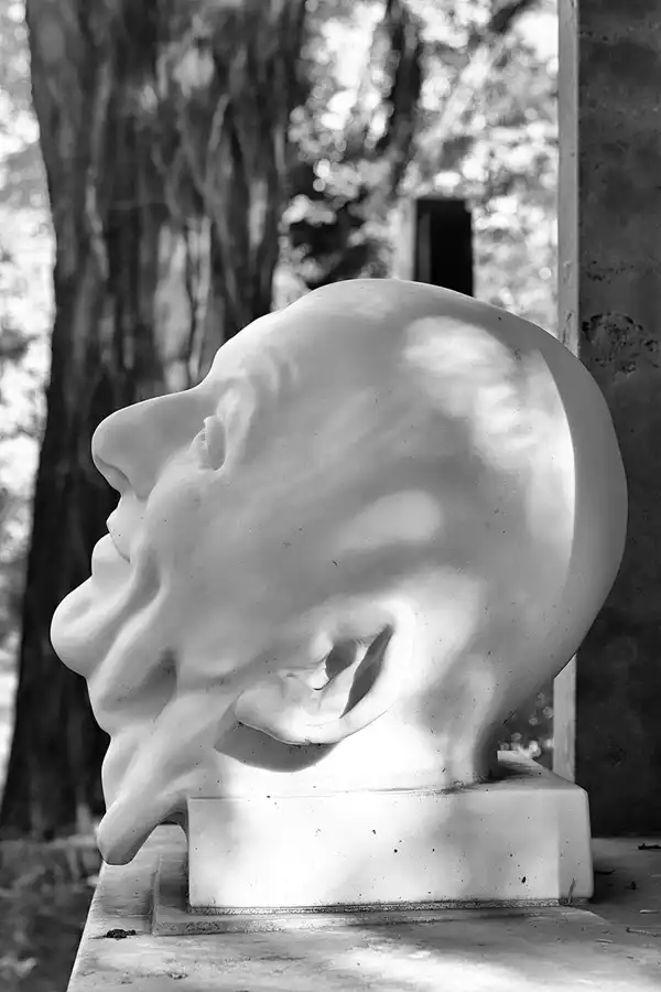 044 | 2022 | Berlin | Dorotheenstädtischer Friedhof | © carsten riede fotografie