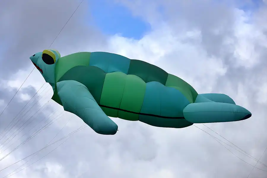 020 | 2022 | Berlin | Festival der Riesendrachen | © carsten riede fotografie