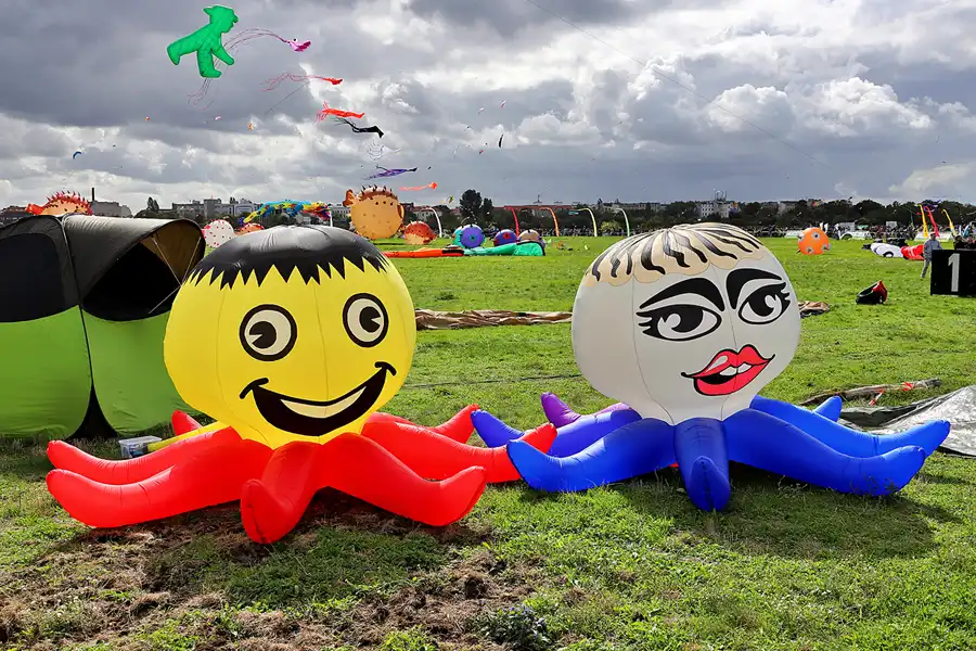 048 | 2022 | Berlin | Festival der Riesendrachen | © carsten riede fotografie