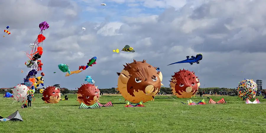 058 | 2022 | Berlin | Festival der Riesendrachen | © carsten riede fotografie