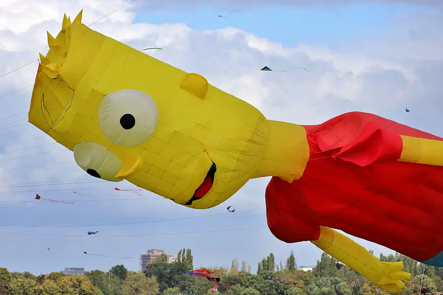 082 | 2022 | Berlin | Festival der Riesendrachen | © carsten riede fotografie