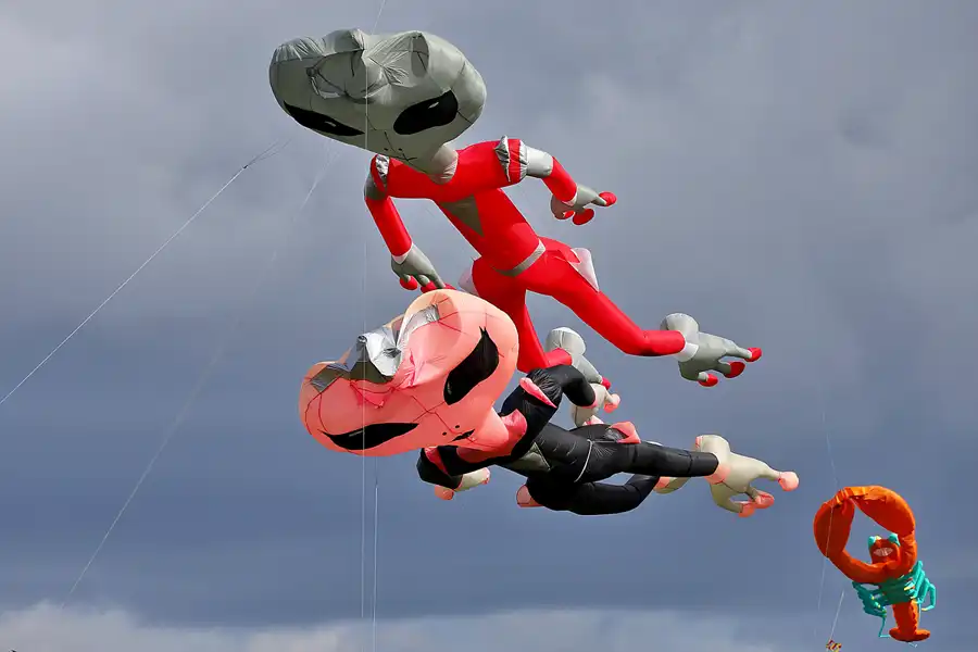 098 | 2022 | Berlin | Festival der Riesendrachen | © carsten riede fotografie