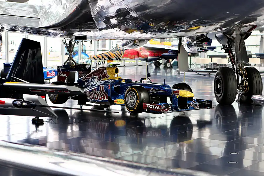 035 | 2022 | Salzburg | Red Bull Hangar-7 | © carsten riede fotografie