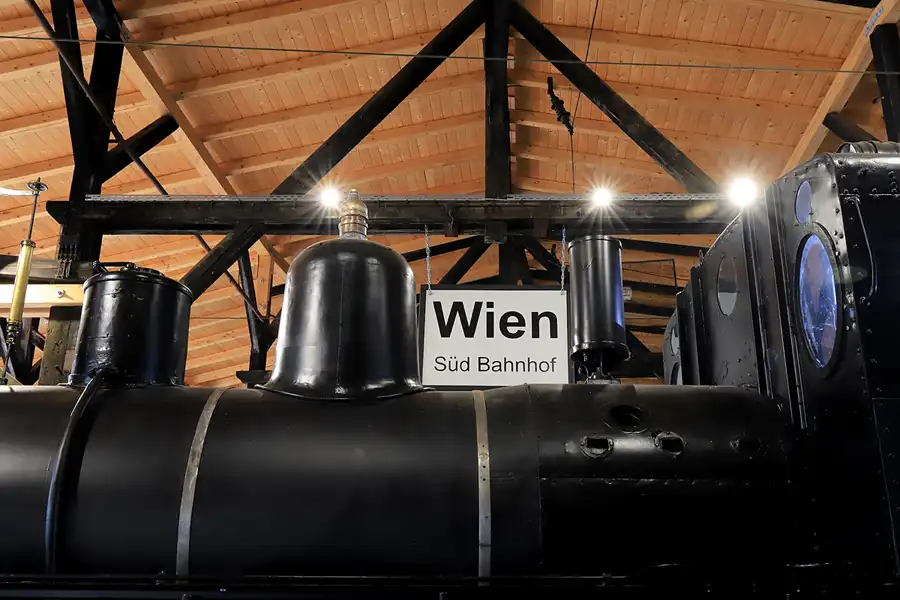 051 | 2022 | Augsburg | Lokwelt | © carsten riede fotografie