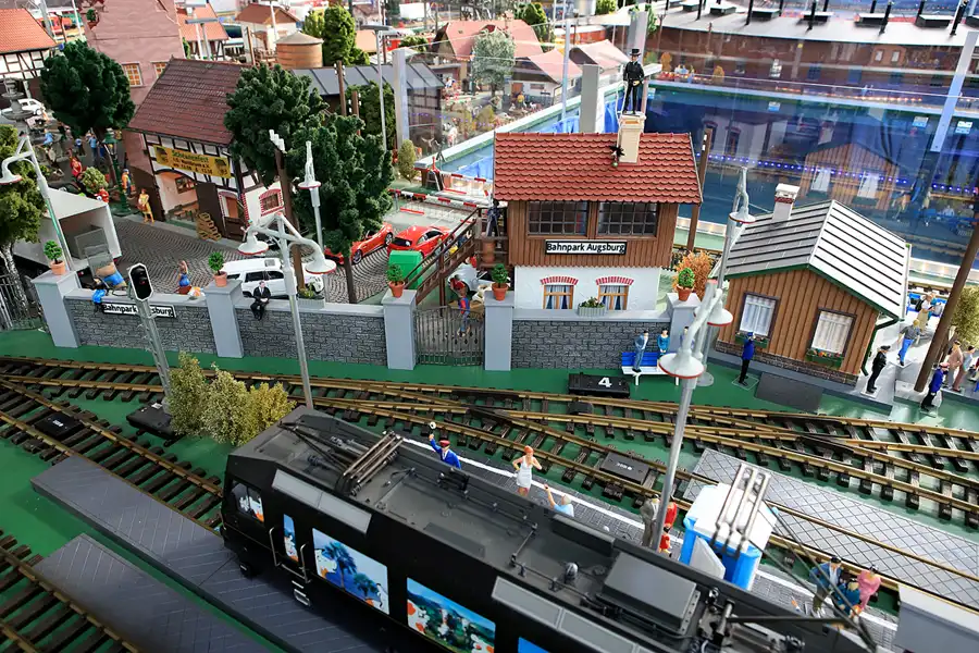 082 | 2022 | Augsburg | Lokwelt | © carsten riede fotografie