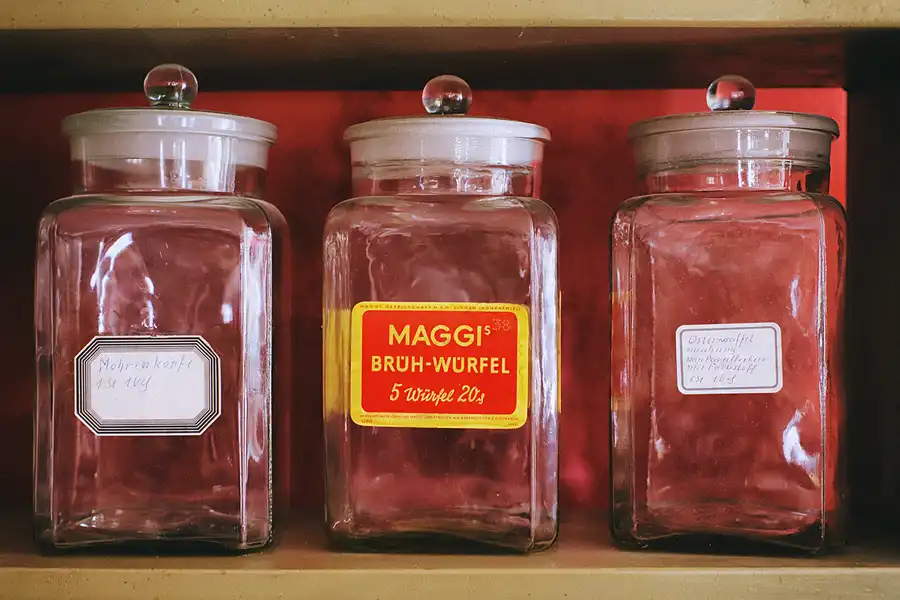 015 | 2022 | Aidhausen OT Friesenhausen | Kolonialwarenladen von 1976 | © carsten riede fotografie