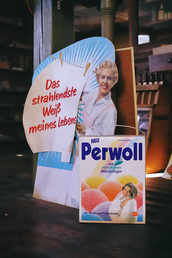 017 | 2022 | Aidhausen OT Friesenhausen | Kolonialwarenladen von 1976 | © carsten riede fotografie