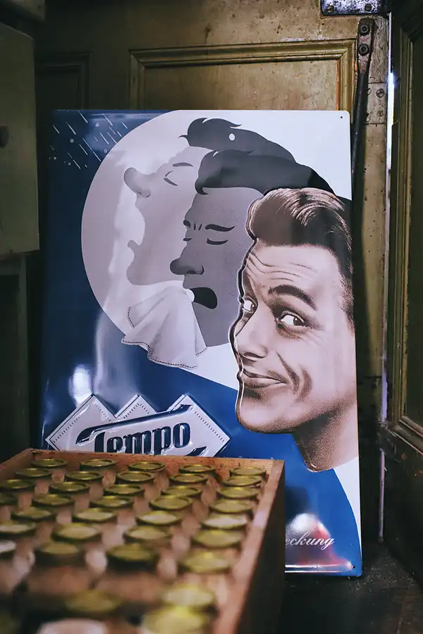 028 | 2022 | Aidhausen OT Friesenhausen | Kolonialwarenladen von 1976 | © carsten riede fotografie