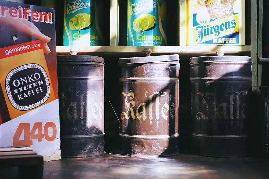 038 | 2022 | Aidhausen OT Friesenhausen | Kolonialwarenladen von 1976 | © carsten riede fotografie