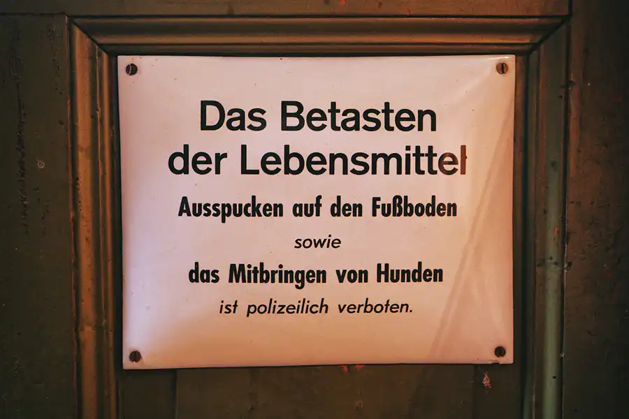 054 | 2022 | Aidhausen OT Friesenhausen | Kolonialwarenladen von 1976 | © carsten riede fotografie