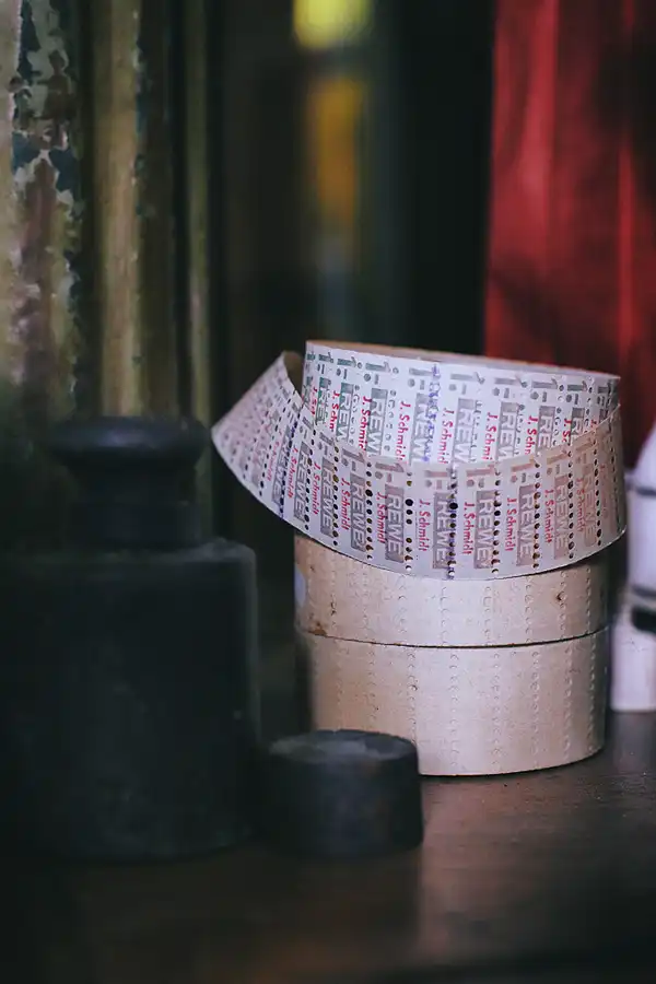 056 | 2022 | Aidhausen OT Friesenhausen | Kolonialwarenladen von 1976 | © carsten riede fotografie