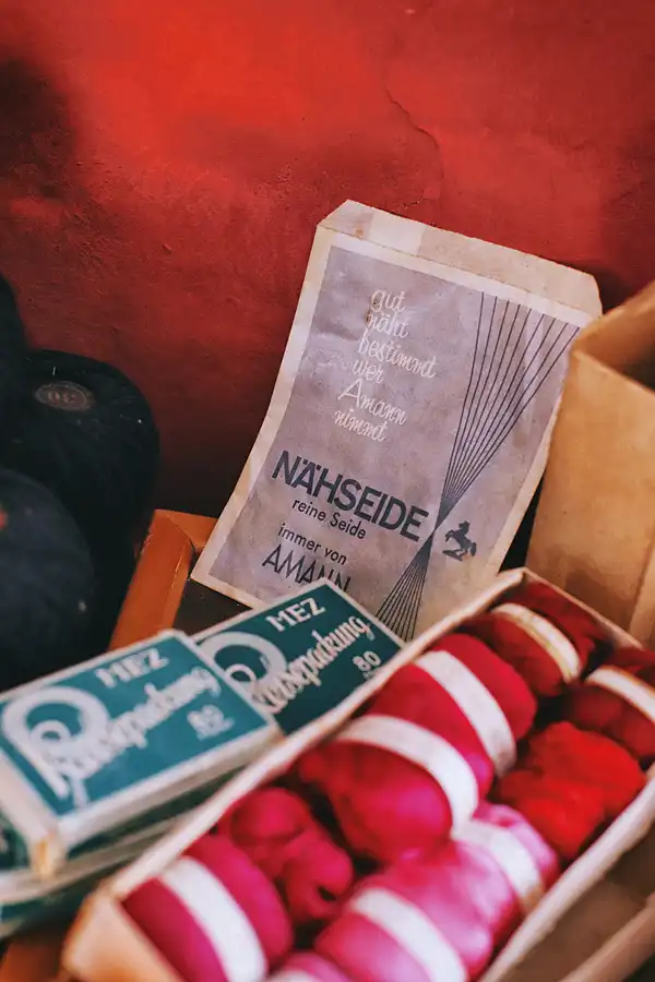 066 | 2022 | Aidhausen OT Friesenhausen | Kolonialwarenladen von 1976 | © carsten riede fotografie