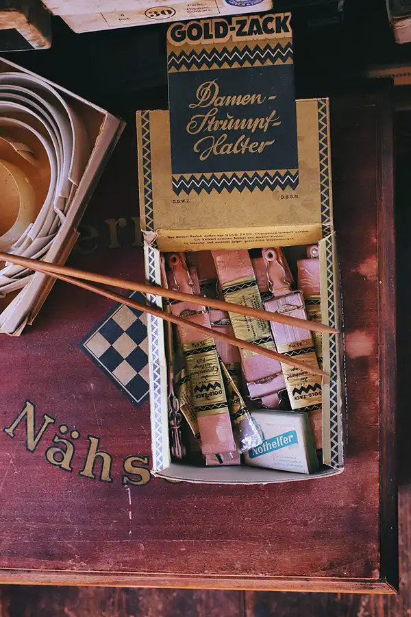 067 | 2022 | Aidhausen OT Friesenhausen | Kolonialwarenladen von 1976 | © carsten riede fotografie