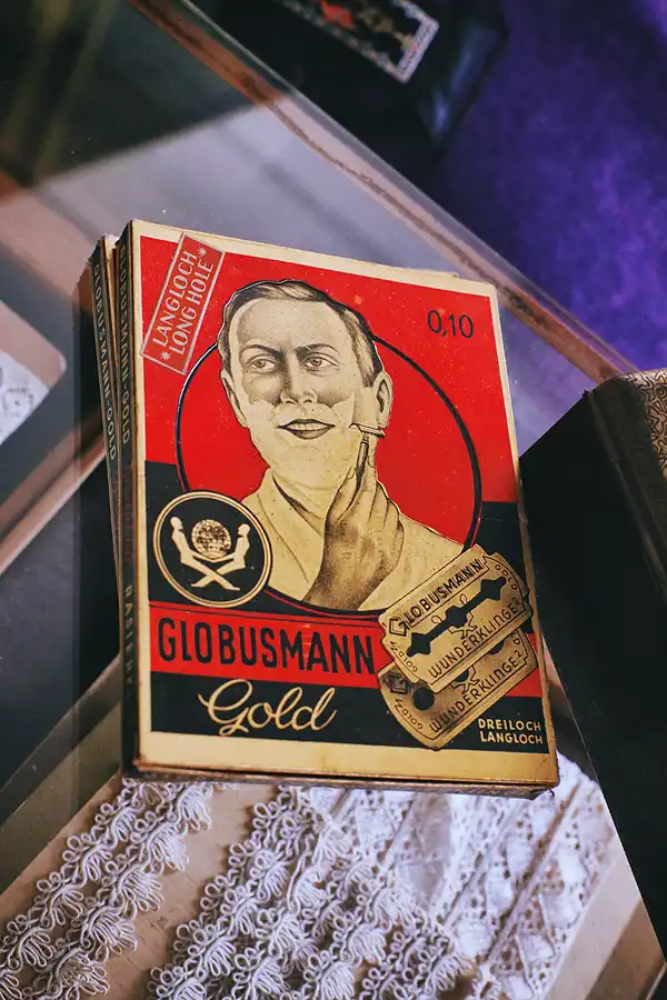 068 | 2022 | Aidhausen OT Friesenhausen | Kolonialwarenladen von 1976 | © carsten riede fotografie