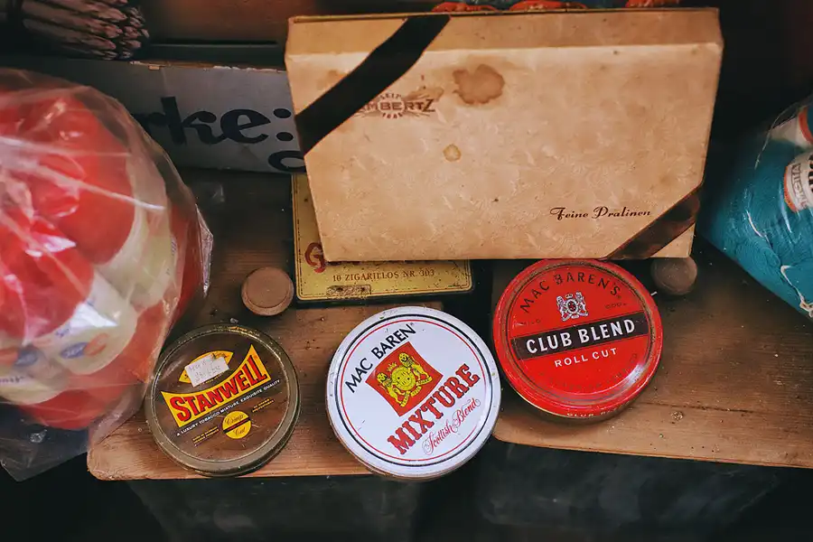 071 | 2022 | Aidhausen OT Friesenhausen | Kolonialwarenladen von 1976 | © carsten riede fotografie