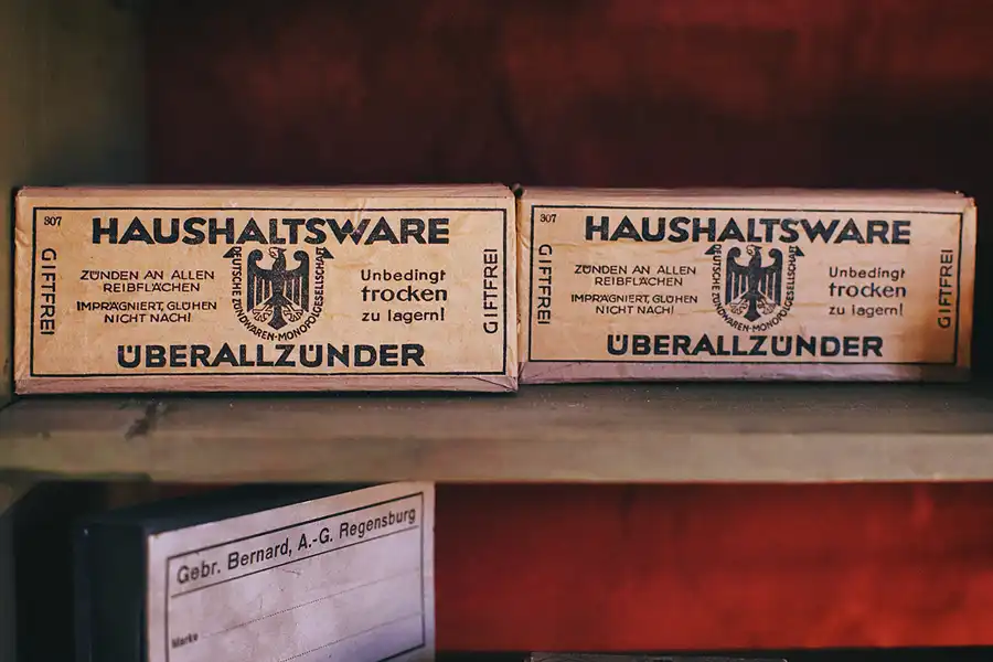 075 | 2022 | Aidhausen OT Friesenhausen | Kolonialwarenladen von 1976 | © carsten riede fotografie