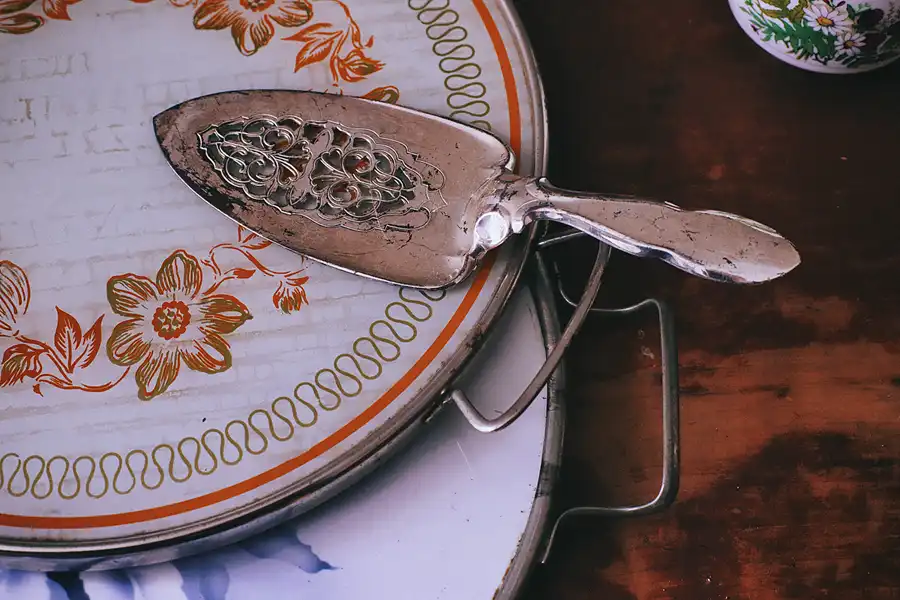 123 | 2022 | Aidhausen OT Friesenhausen | Kolonialwarenladen von 1976 | © carsten riede fotografie