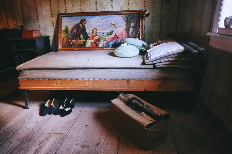 127 | 2022 | Aidhausen OT Friesenhausen | Kolonialwarenladen von 1976 | © carsten riede fotografie