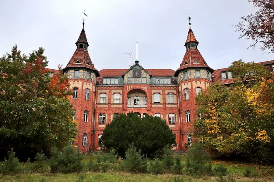 001 | 2022 | Kolkwitz | Lungenheilstätte Kolkwitz | © carsten riede fotografie