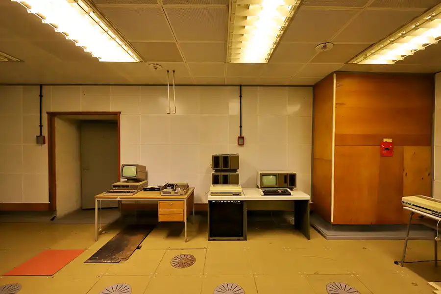 062 | 2022 | Garzau-Garzin OT Garzau | Atombunker Garzau – Rechenzentrum der NVA | © carsten riede fotografie