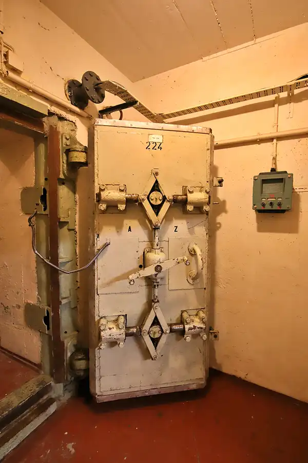 090 | 2022 | Garzau-Garzin OT Garzau | Atombunker Garzau – Rechenzentrum der NVA | © carsten riede fotografie