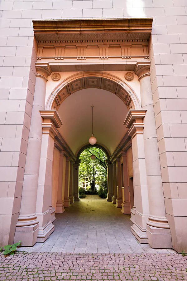 052 | 2023 | Berlin | Palazzo Ottagonale | © carsten riede fotografie