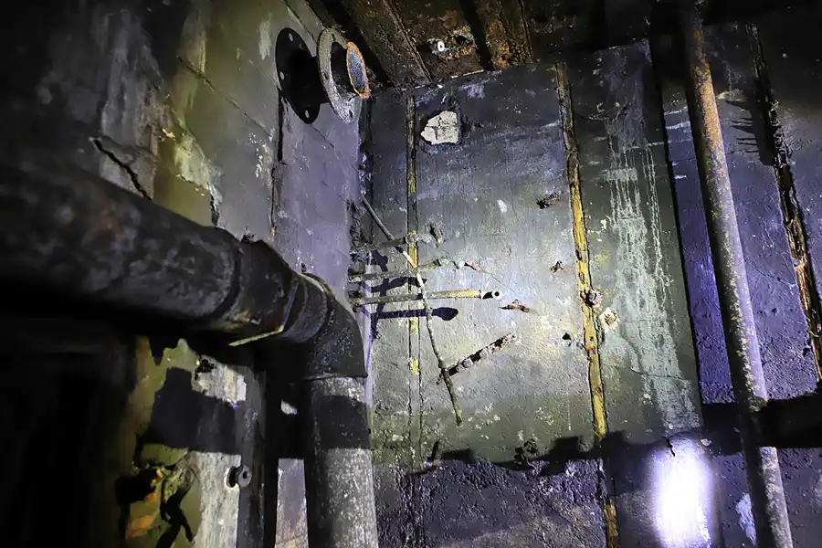 004 | 2023 | Wünsdorf-Waldstadt | Südstollen | © carsten riede fotografie