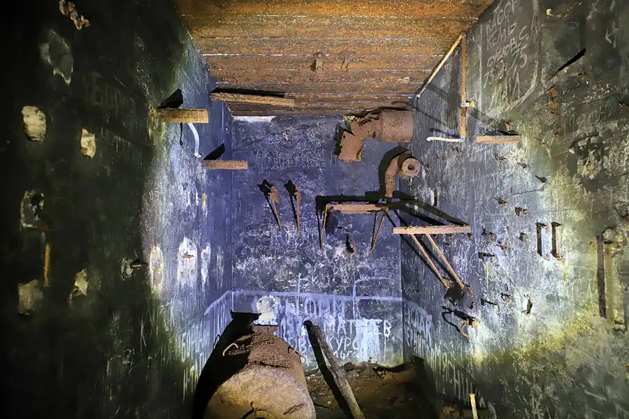 006 | 2023 | Wünsdorf-Waldstadt | Südstollen | © carsten riede fotografie