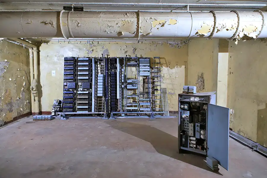 074 | 2023 | Wünsdorf-Waldstadt | Fernmeldebunker Zeppelin (Amt 500) | © carsten riede fotografie