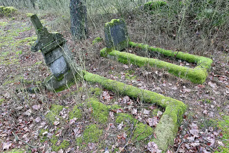 019 | 2023 | Orlina Duża | Cmentarz Ewangelicki | © carsten riede fotografie