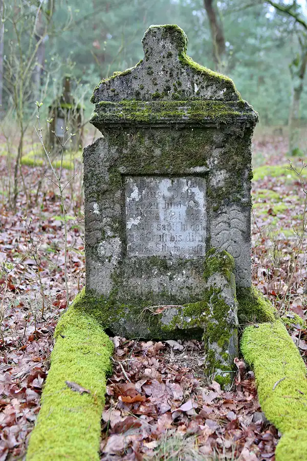 020 | 2023 | Orlina Duża | Cmentarz Ewangelicki | © carsten riede fotografie