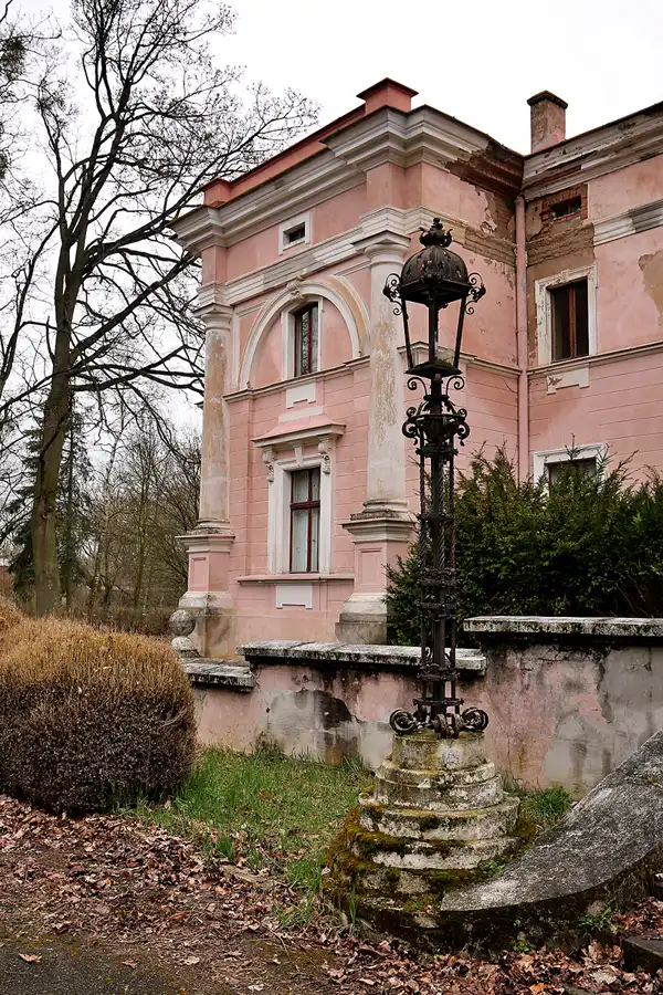 003 | 2023 | Raszewy | Pałac z 1890 roku Michała Czarnecki herbu Prus III | © carsten riede fotografie