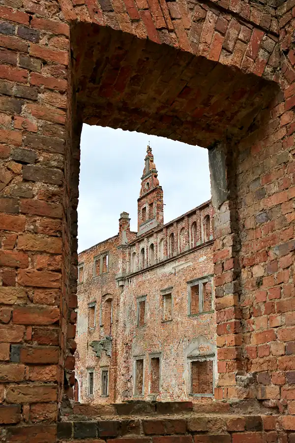 008 | 2023 | Siedlisko | Ruiny Zamku Karolat w Siedlisku | © carsten riede fotografie